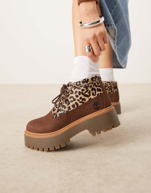 Botines con estampado de leopardo y acabado efecto pelo de poni Stone Street Nellie de Timberland, 4 de 4