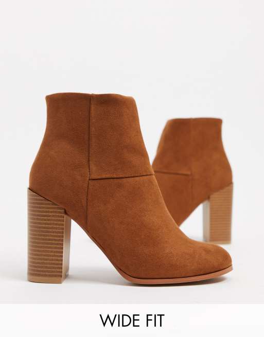 Botines de tacón en tostado Recite de ASOS DESIGN Wide Fit