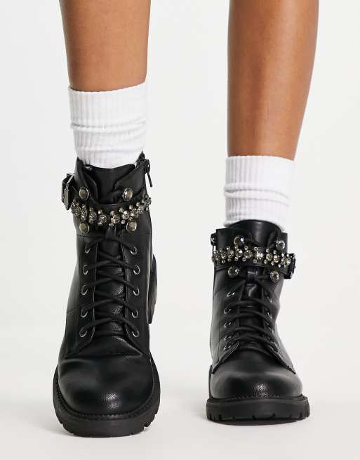 Botines negros con cordones y adornada Astonish Office | ASOS