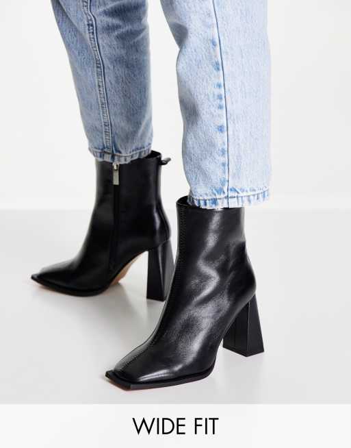 Botines negros de horma ancha con tacón alto de ASOS DESIGN | ASOS