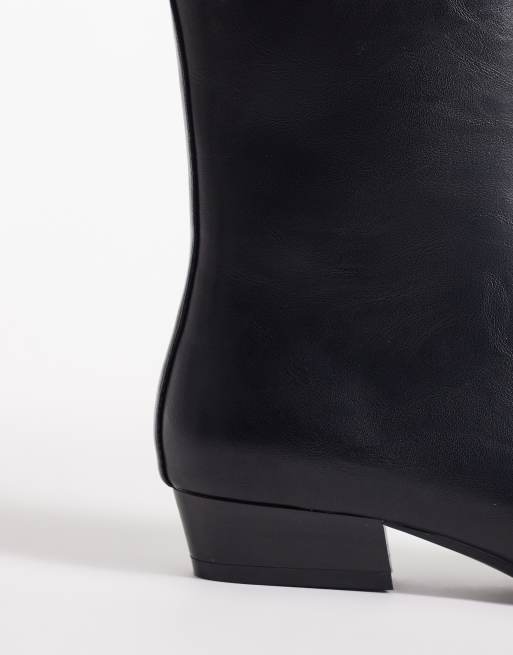Botines negros planos con puntera fina de antelina Ansel de ASOS DESIGN, 3 de 4