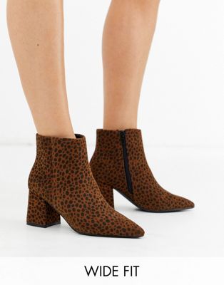 фото Ботинки с леопардовым принтом на блочном каблуке simply be extra wide fit-коричневый