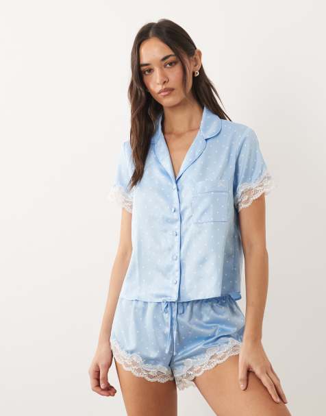 Boux Avenue - Amelia - Conjunto azul de pantalones cortos y camisa de manga corta con cuello de solapas y estampado de lunares - view 1
