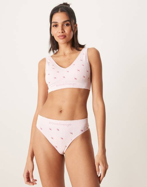 Boux Avenue - Geborduurde set met kersenprint in roze
