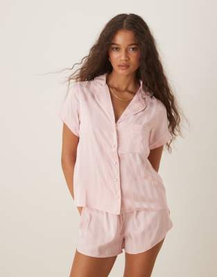 Boux Avenue - Jacquard-Pyjamaset in rosa gestreift, mit kurzärmligem Oberteil mit Reverskragen