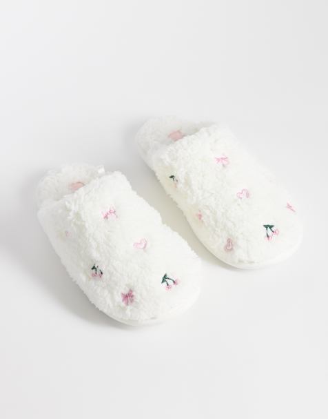 Boux Avenue - mule slipper bordada con estampado de lazos, corazones y cerezas - view 1