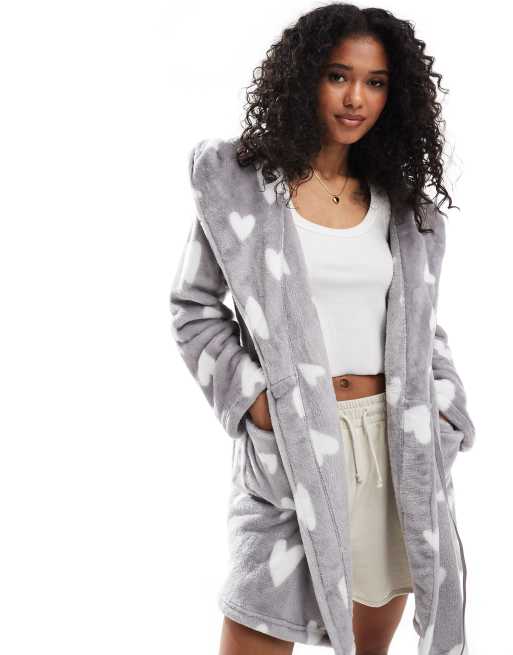 Boux Avenue - Peignoir court et duveteux à imprimé cœur - Gris, 2 de 4
