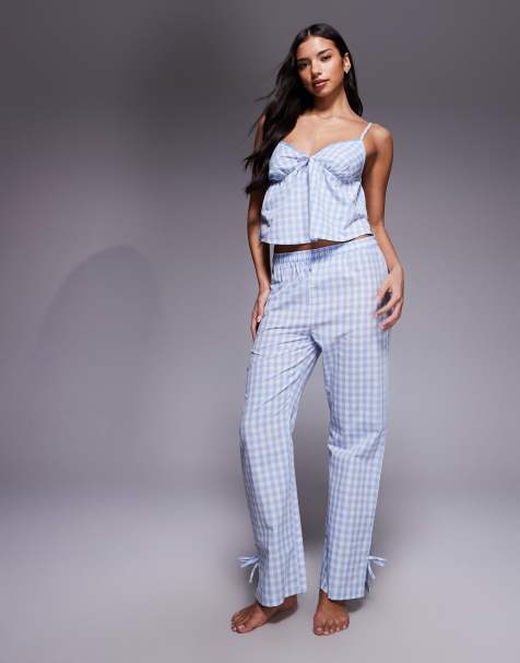 Boux Avenue – Pyjama-Set aus grob gewebter Baumwolle mit Vichy-Karomuster in Blau mit Camisole und Hose - view 1