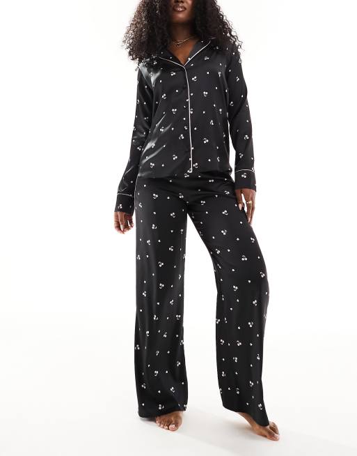 Boux Avenue – Pyjamahose in Schwarz mit Kirschprint