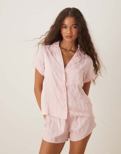 Boux Avenue - Pyjamaset van gestreept jacquard met reverskraag en korte mouwen in roze - view 1