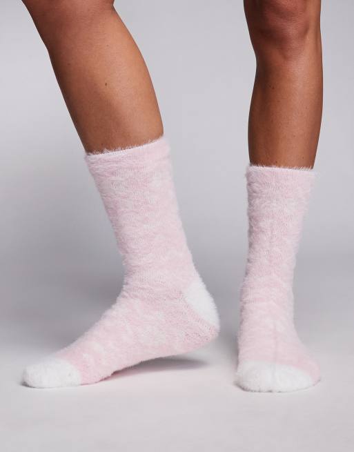 Boux Avenue – Różowe miękkie skarpetki ze skandynawskim wzorem