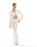 [Boux Avenue] Boux Avenue V waist lounge flare pants in cream-White 18 CREAM