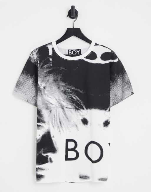 BOY London – T-shirt z czarno biały fotograficzny wzór