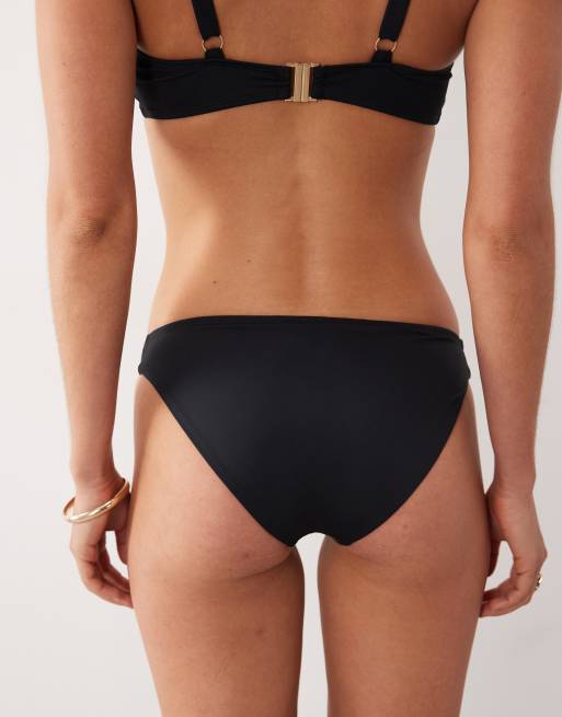 Braguita de bikini negra de talle bajo de Accessorize, 4 de 4