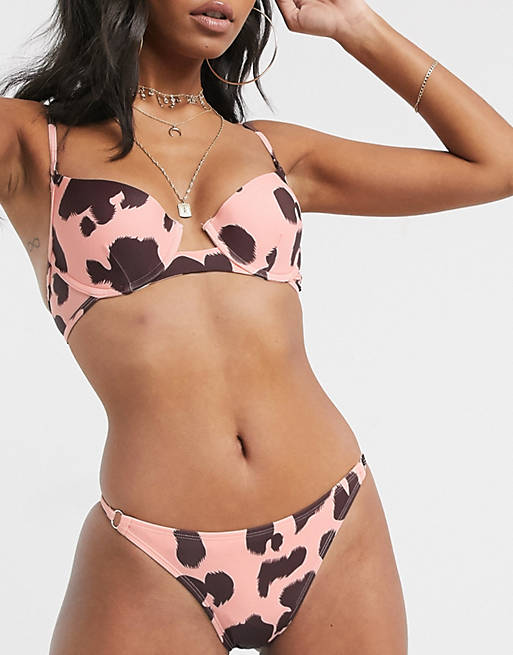Braguita de bikini tipo tanga pequeña con estampado de vaca color blush de Unique 21