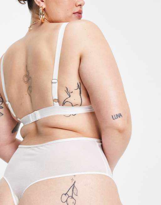 Braguitas blancas de talle alto de bordado inglés Maria de ASOS DESIGN Curve, 2 de 4