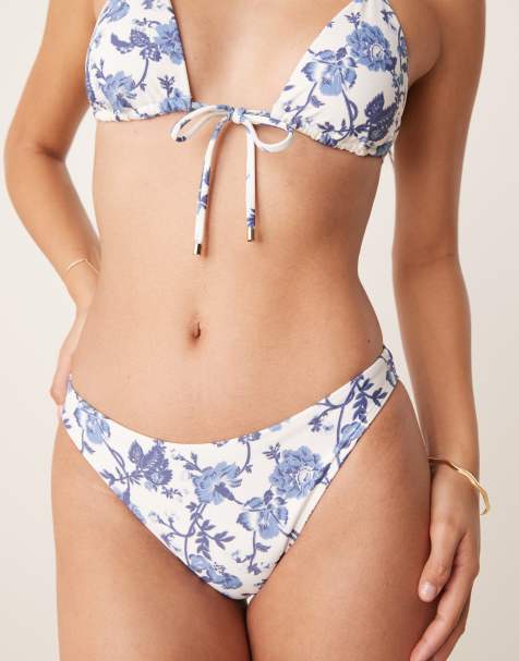 Braguitas de bikini de talle medio con estampado floral azul de Abercrombie & Fitch (parte de un conjunto) - view 1