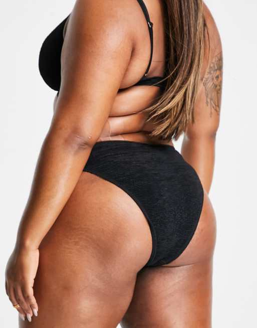 Braguitas de bikini negras hipster con acabado rugoso de Ivory Rose Plus, 2 de 4
