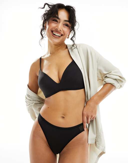 Braguitas negras tipo tanga Soft Adapt de Sloggi