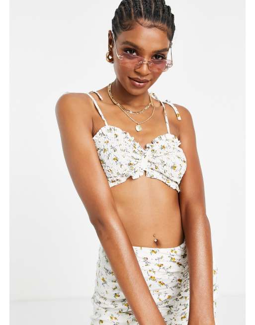 Bralette blanco con tirantes anudados y estampado floral de Missguided Tall (parte de un conjunto), 4 de 4