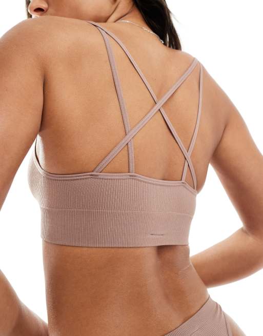 Bralette color moca con espalda cruzada de canale sin costuras de ASOS DESIGN ASOS