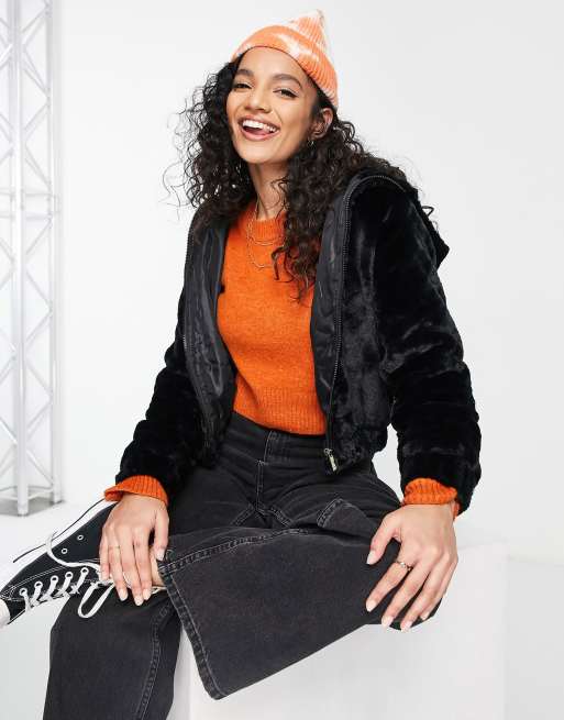 Brave Soul – Cadey – Jacke aus Kunstpelz mit Kapuze in Schwarz