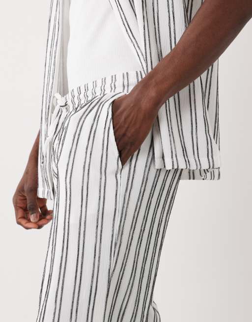 Brave Soul co-ord textured shorts in black and white stripe, 4 of 5