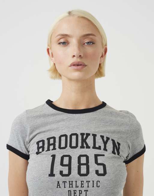 Brave Soul Contrast trim graphic slim fit t-shirt in charcoal, 4 of 4
