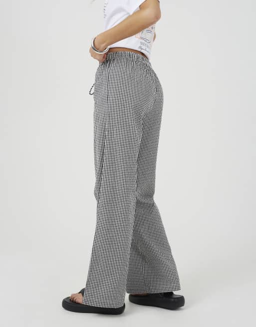 Brave Soul Cotton gingham straight leg trousers in black, 2 of 4