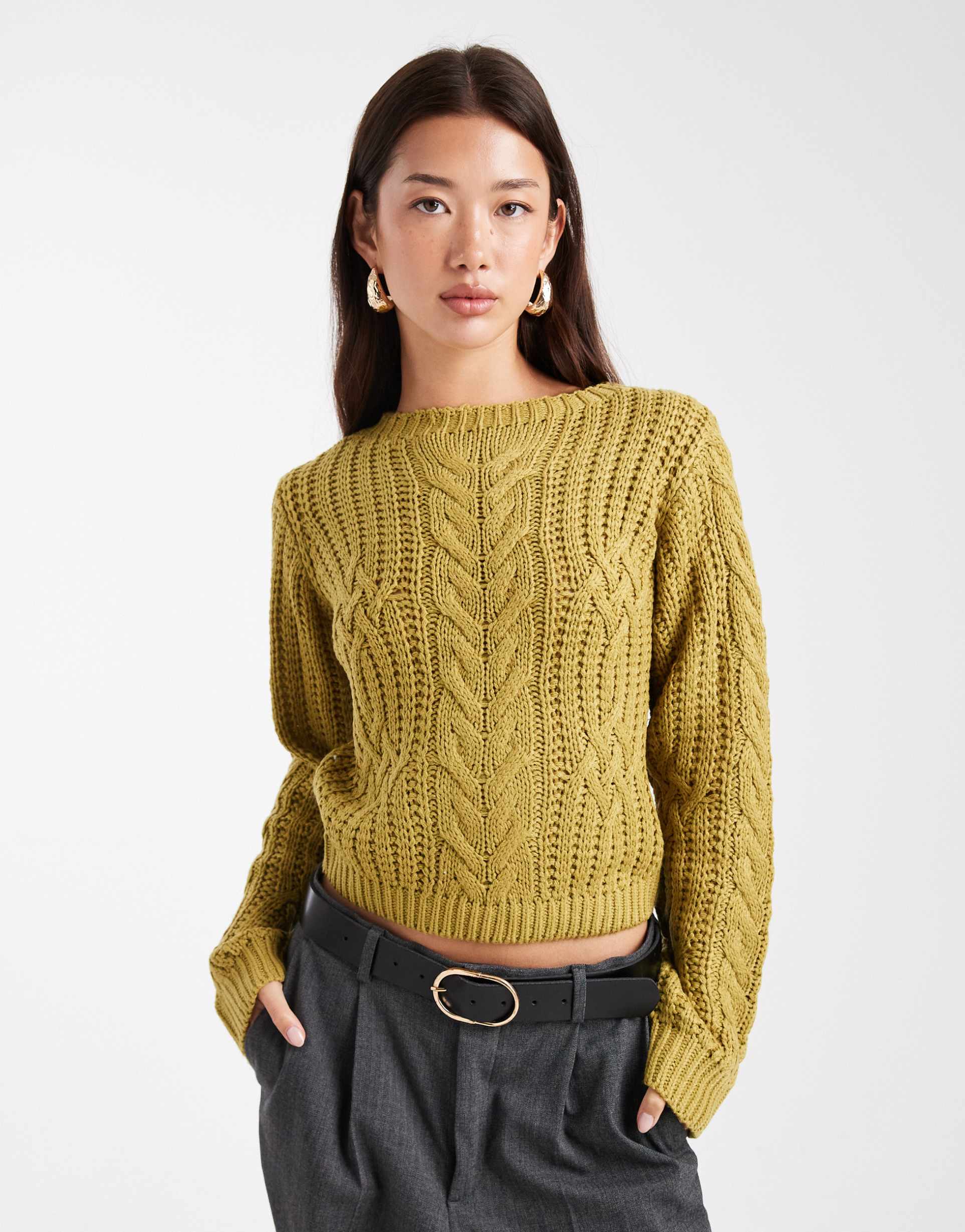 brave soul crew neck cable knit sweater in olive green