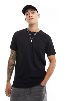 crew neck pocket T-shirt in black