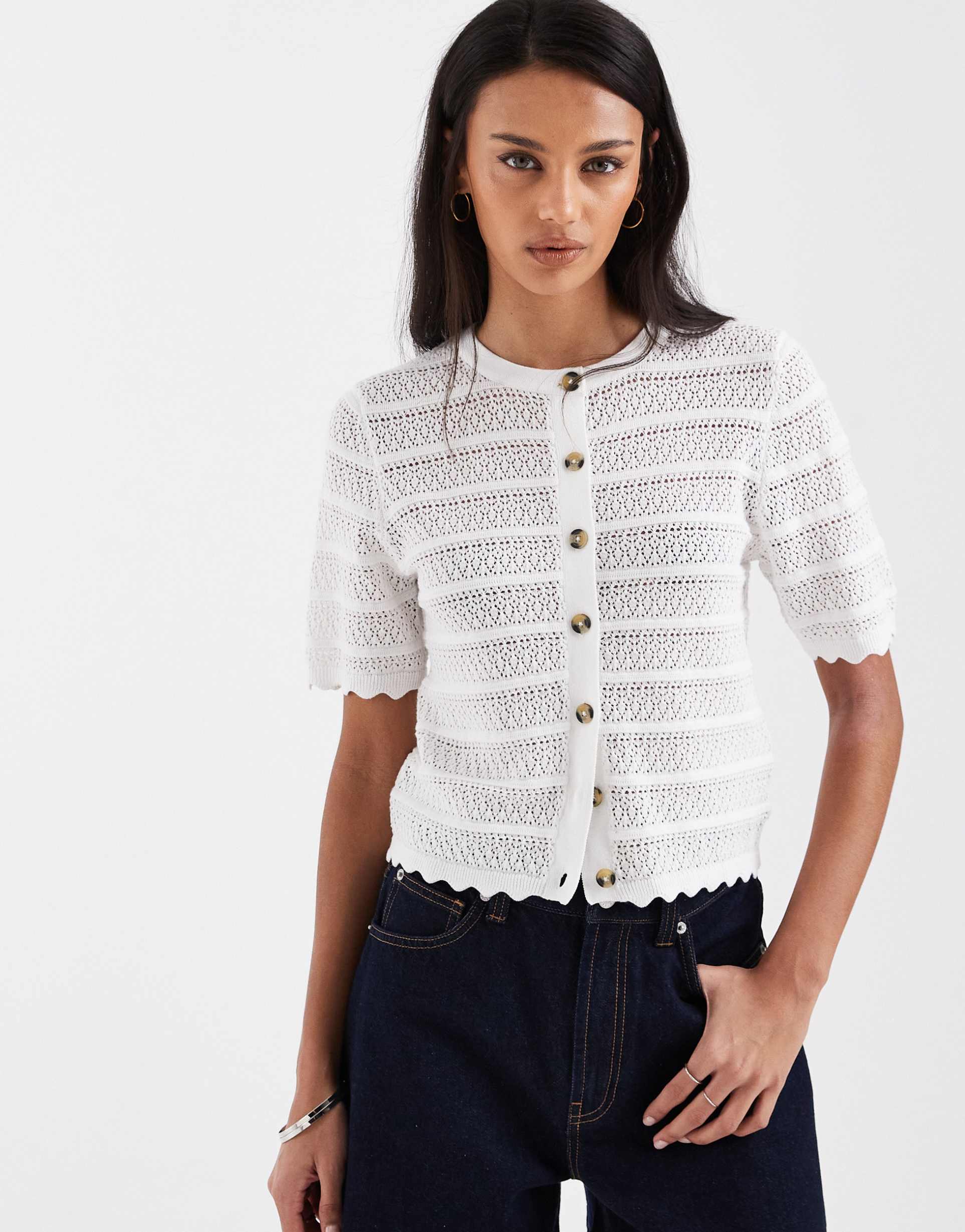 brave soul crochet knit short sleeve cardigan with scallop detailing in white