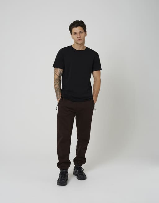 Brave Soul Cuffed loose fit joggers in chocolate, 3 of 4