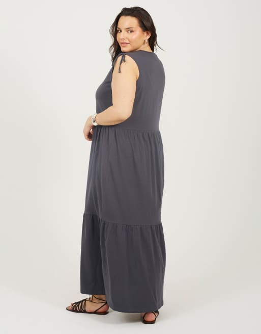 Brave Soul Curve cotton ruched shoulder tiered maxi dress in grey, 2 of 3