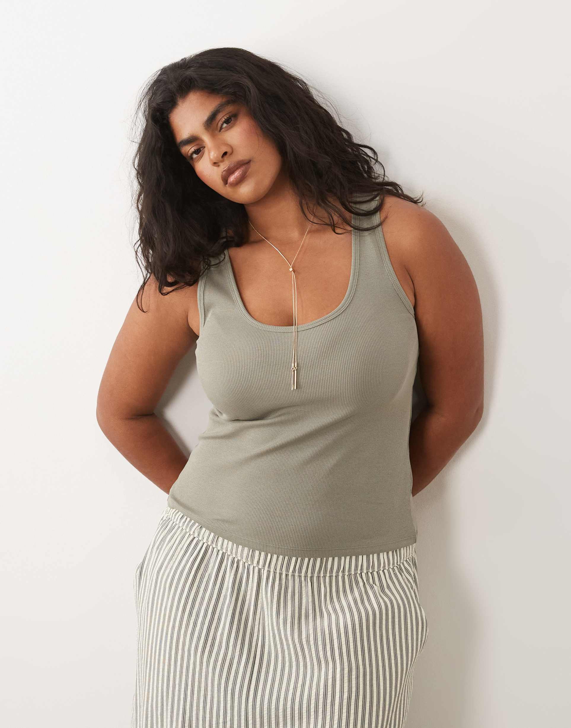 brave soul curve ribbed scoop neck tank top in khaki green