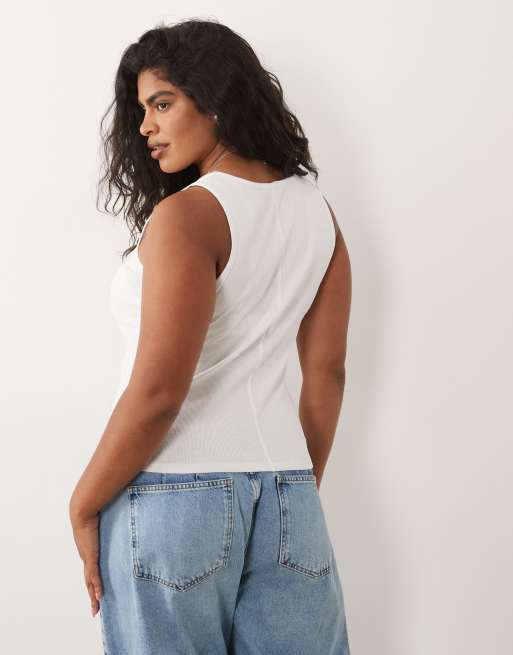 Brave Soul Curve ribbed scoop neck vest top in white, 4 of 4