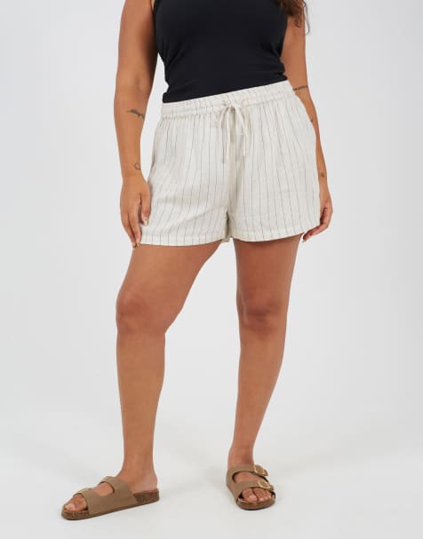 Brave Soul Curve stripe elasticated waist shorts in ecru