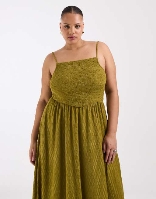Brave Soul Curve – Strukturiertes Jersey-Kleid in Oliv mit gesmoktem Oberteil, 2 von 4