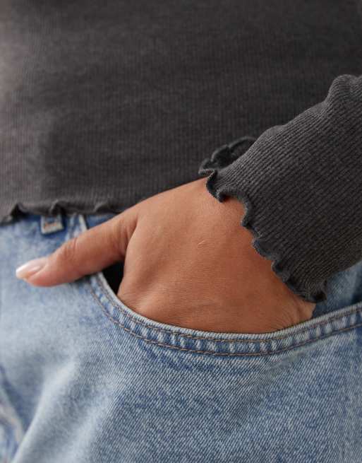 Brave Soul Curve top a maniche lunghe a coste con fondo smerlato in charcoal marl, 3 di 4