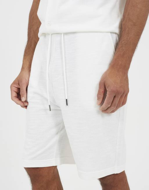 Brave Soul Elasticated waist shorts in cream, 4 of 4