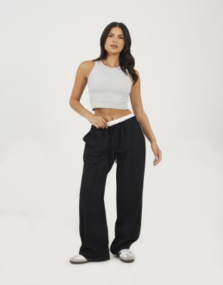 Elegante Hose in Schwarz mit Kontrastbund Schwarz 44