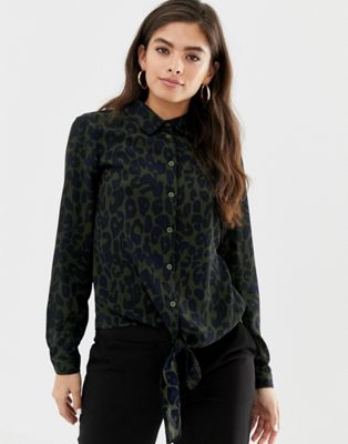Brave Soul – emma – leopardmönstrad skjorta med knytning framtill-grön