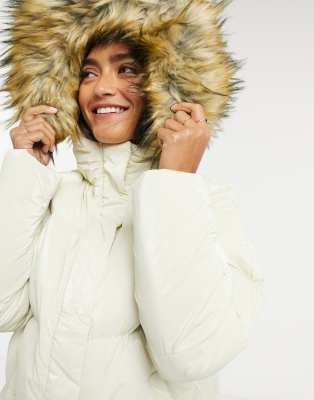 faux fur trim hood