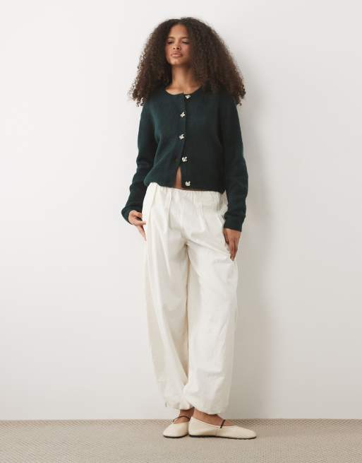 Brave Soul – Fischerrippen-Strickjacke in Tannengrün, 3 von 4
