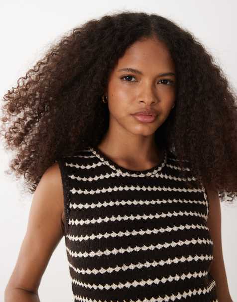 Brave Soul - Gebreide mouwloze gestreepte top in bruin en crème, deel van co-ord set - view 1