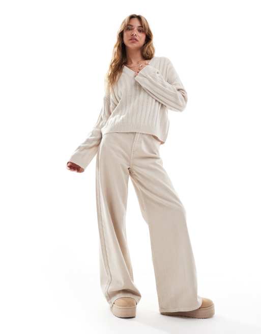 Brave Soul - Geribbelde trui met V-hals in beige, 2 van 4