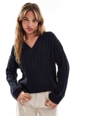 Brave Soul - Gerippter Pullover in Marineblau mit V-Ausschnitt