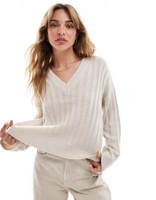 Brave Soul - Gerippter Pullover in Steinbeige mit V-Ausschnitt-Neutral