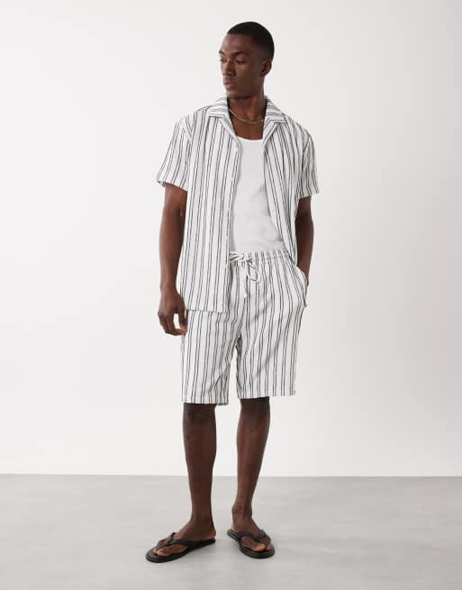 Brave Soul - Gestreepte co-ord set met overhemd en shorts met textuur in zwart-wit, 2 van 3