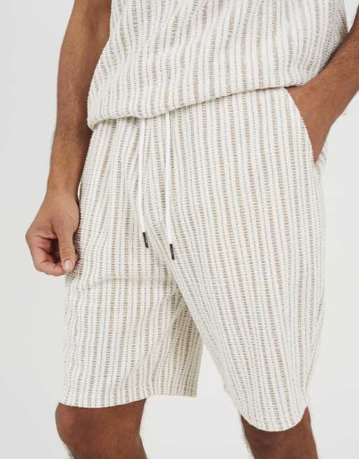 Brave Soul – Gestreifte Shorts in Cremeweiß mit elastischem Bund, 4 von 4